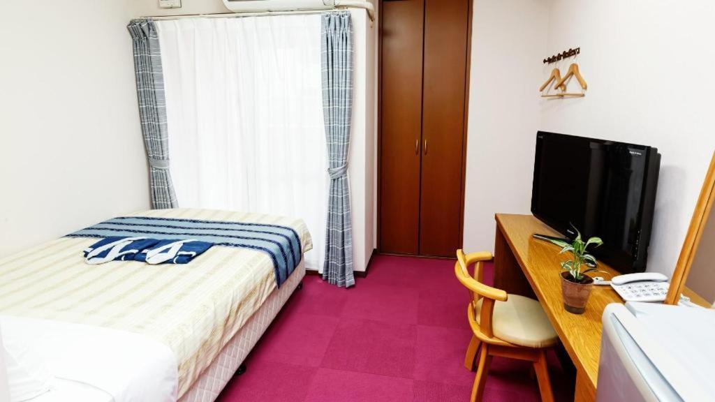 Hotel Peace Land Kume Наха Экстерьер фото