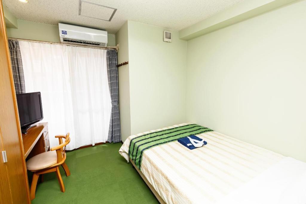 Hotel Peace Land Kume Наха Экстерьер фото